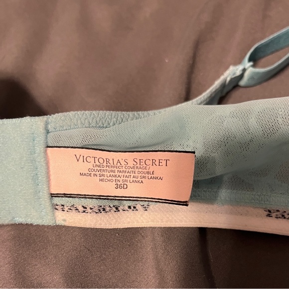 Victoria’s Secret Lined Full Coverage Bra 36D - Picture 3 of 6